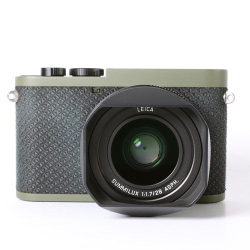 Leica Q2 Reporter Digital Camera